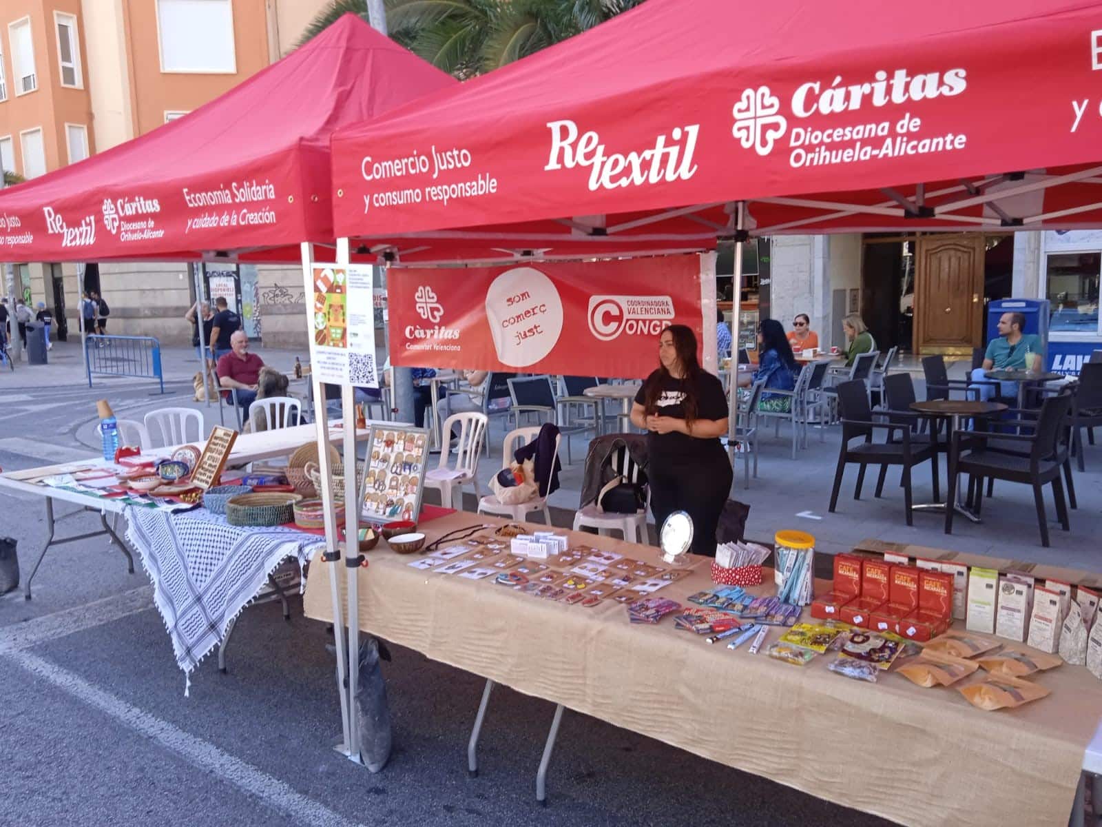 El Comercio Justo M S Cerca Con C Ritas Orihuela Alicante C Ritas